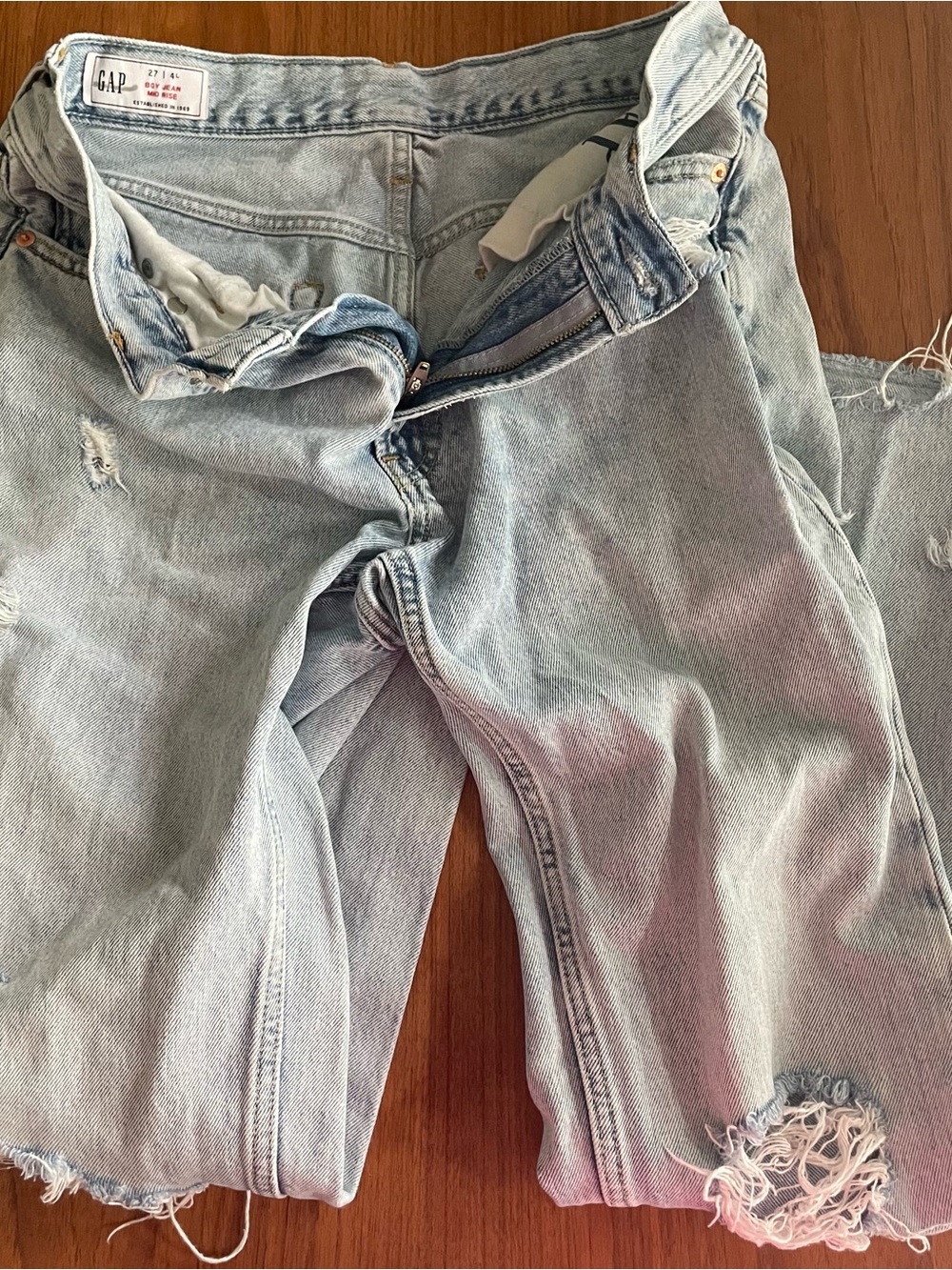 GAP Mid Rise Boy Fit Jeans Light Blue Washed Denim